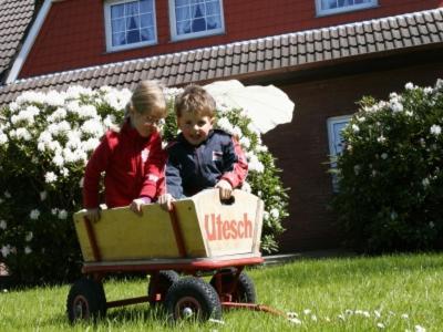 Utesch'S Ferienwohnungen Neuharlingersiel Exterior foto
